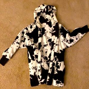 Cow print soft wrap jacket size large.